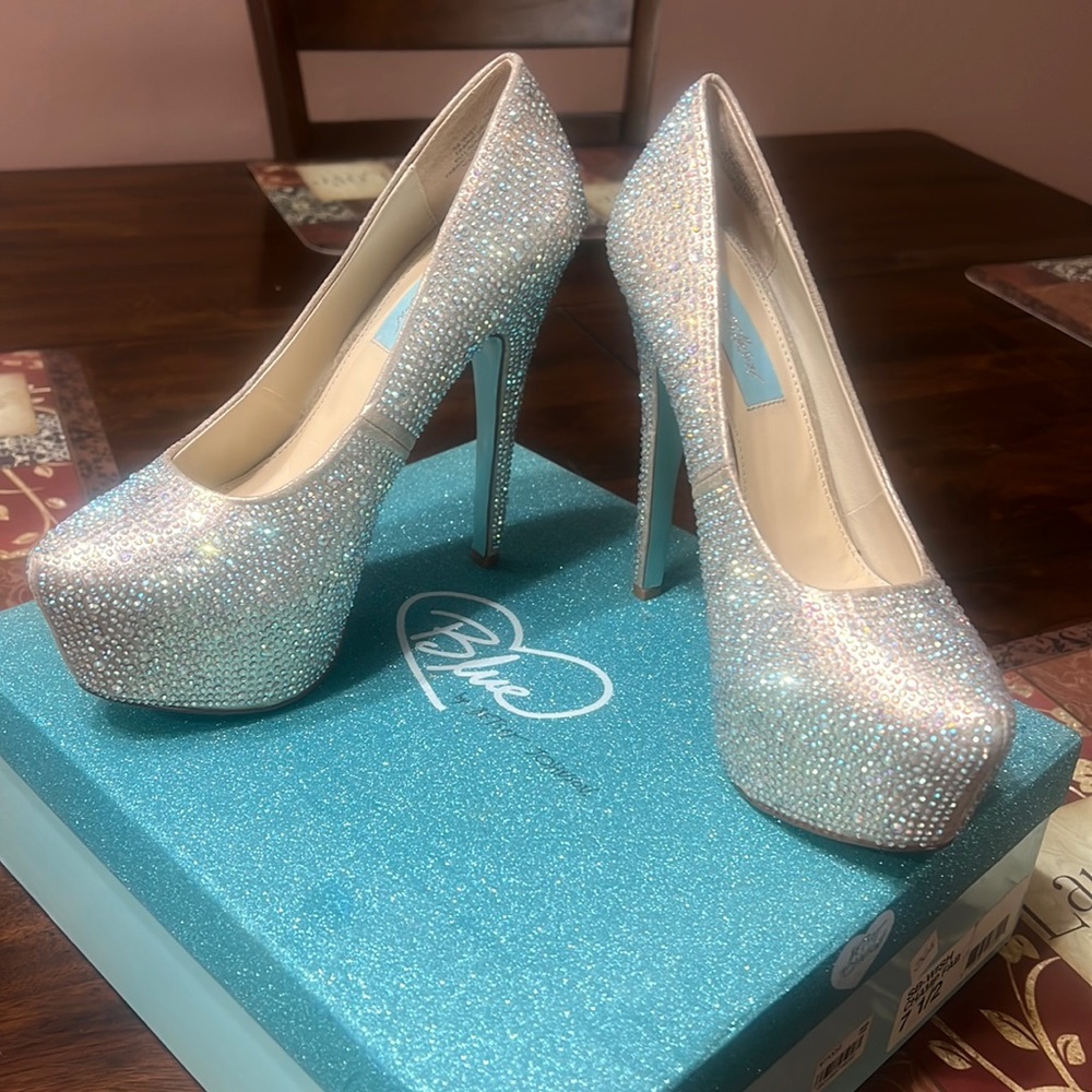 Platform heels